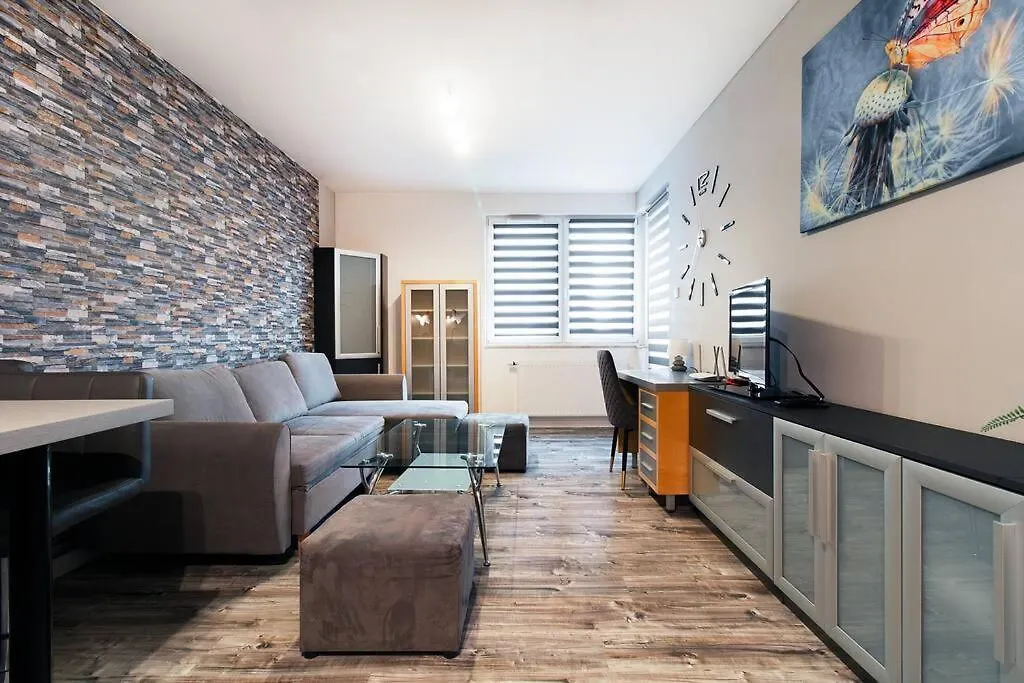 Apartment Butterfly 50M2 2 Rooms Downtown Krakow Poland
